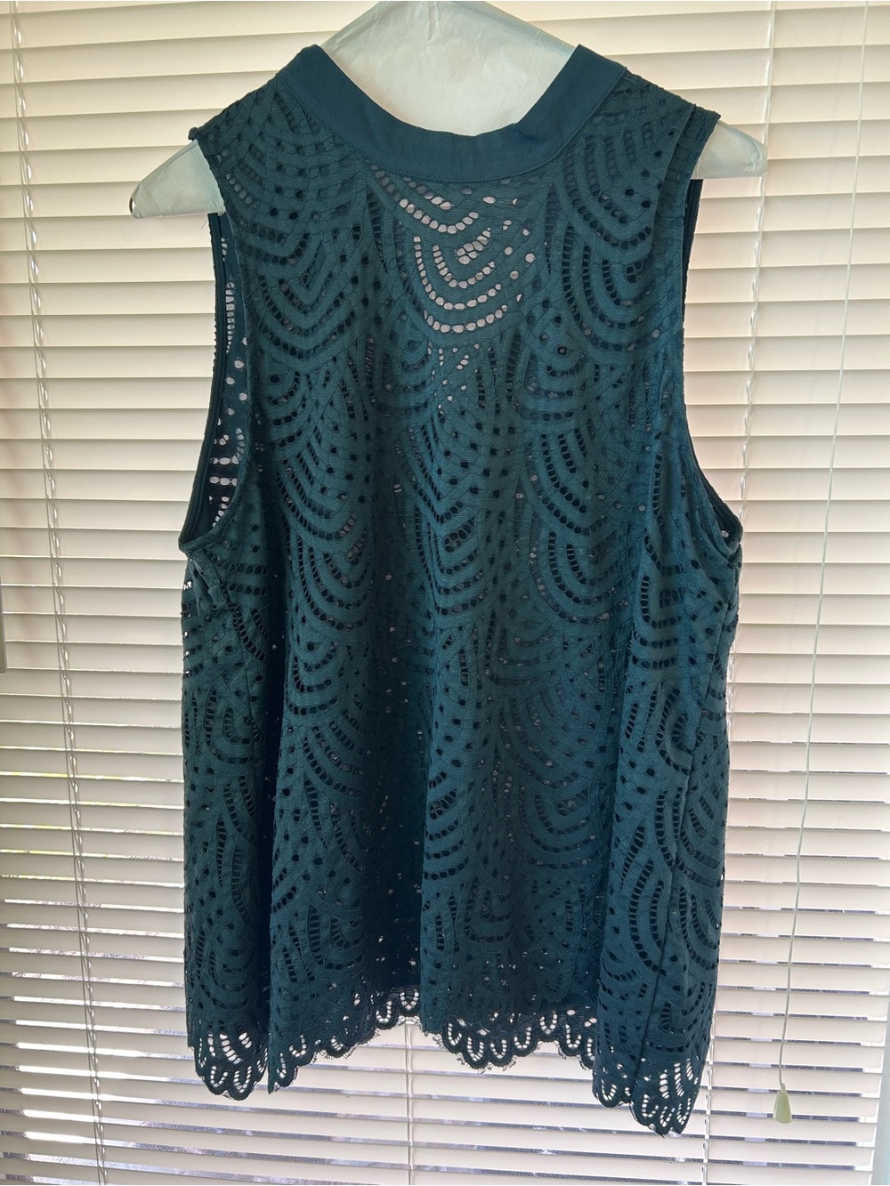 Gentle Fawn Teal Lace Sleeveless Shell Top